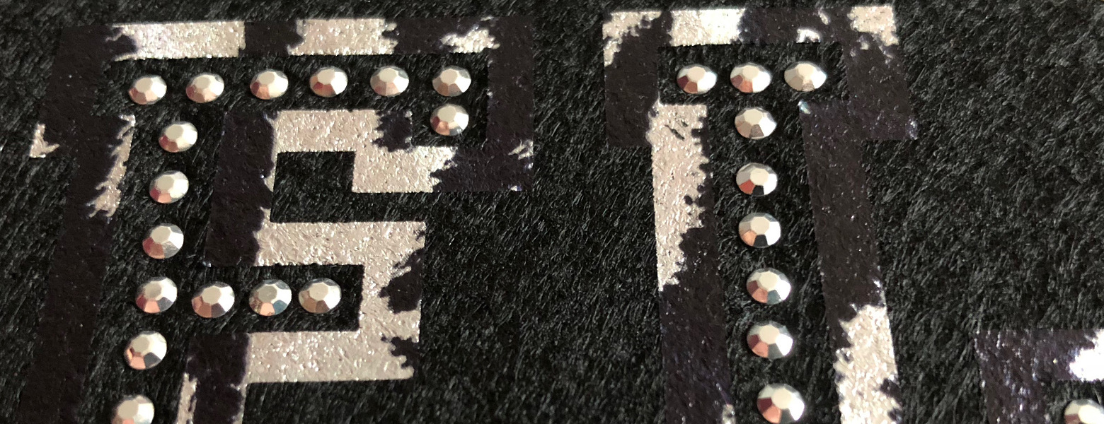 Patch ricamate e in tessuto Miami Beach maculato dettaglio lettere